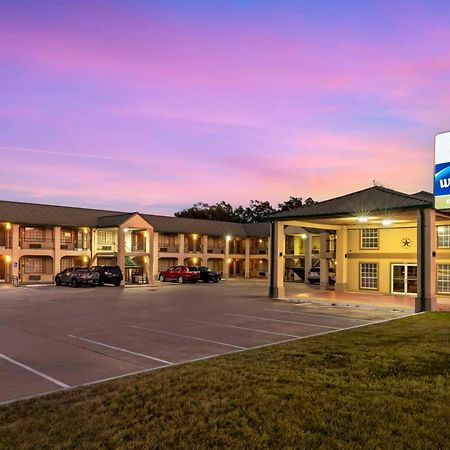 Best Western Executive Inn Hallettsville Екстер'єр фото