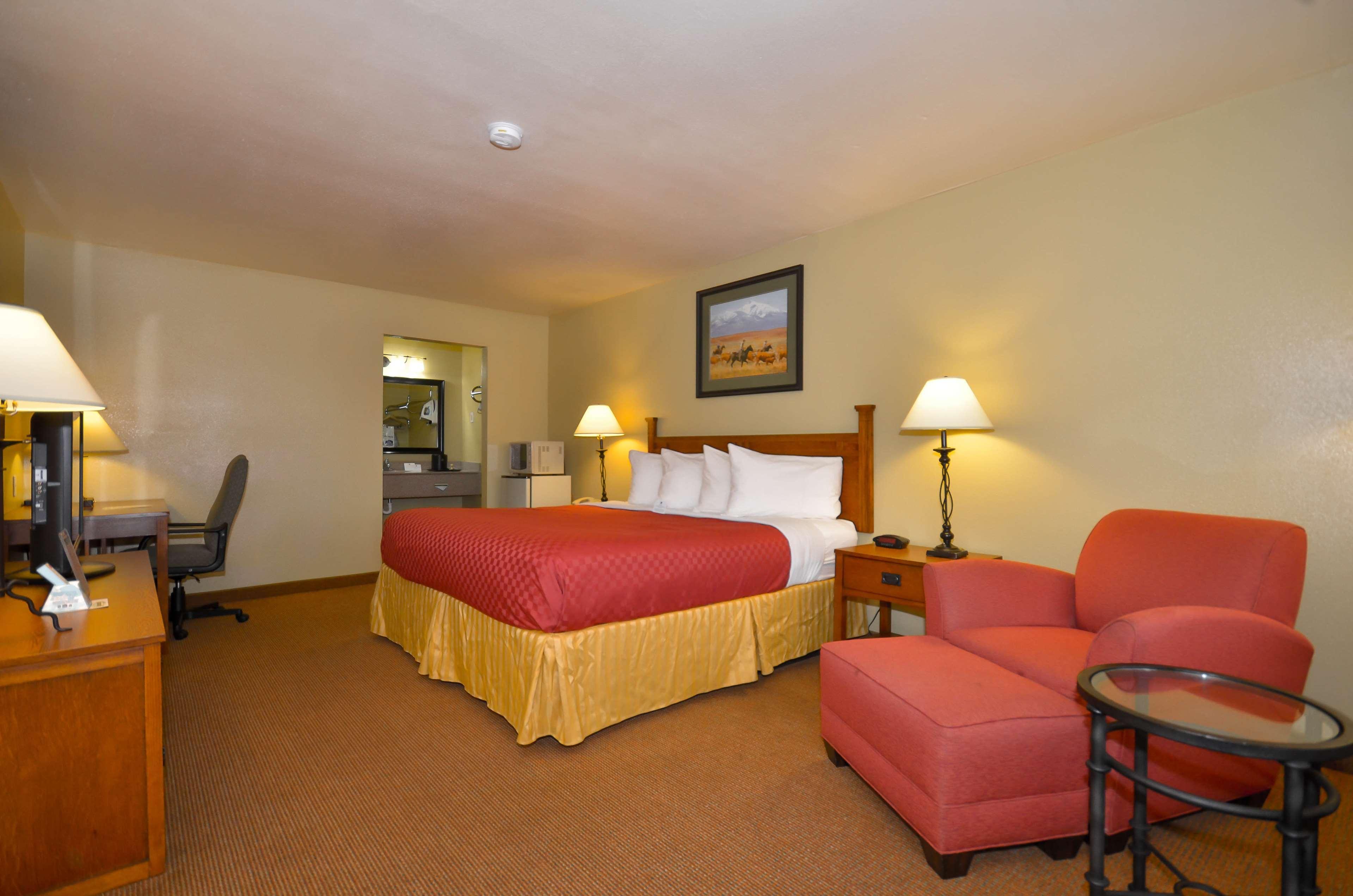 Best Western Executive Inn Hallettsville Екстер'єр фото