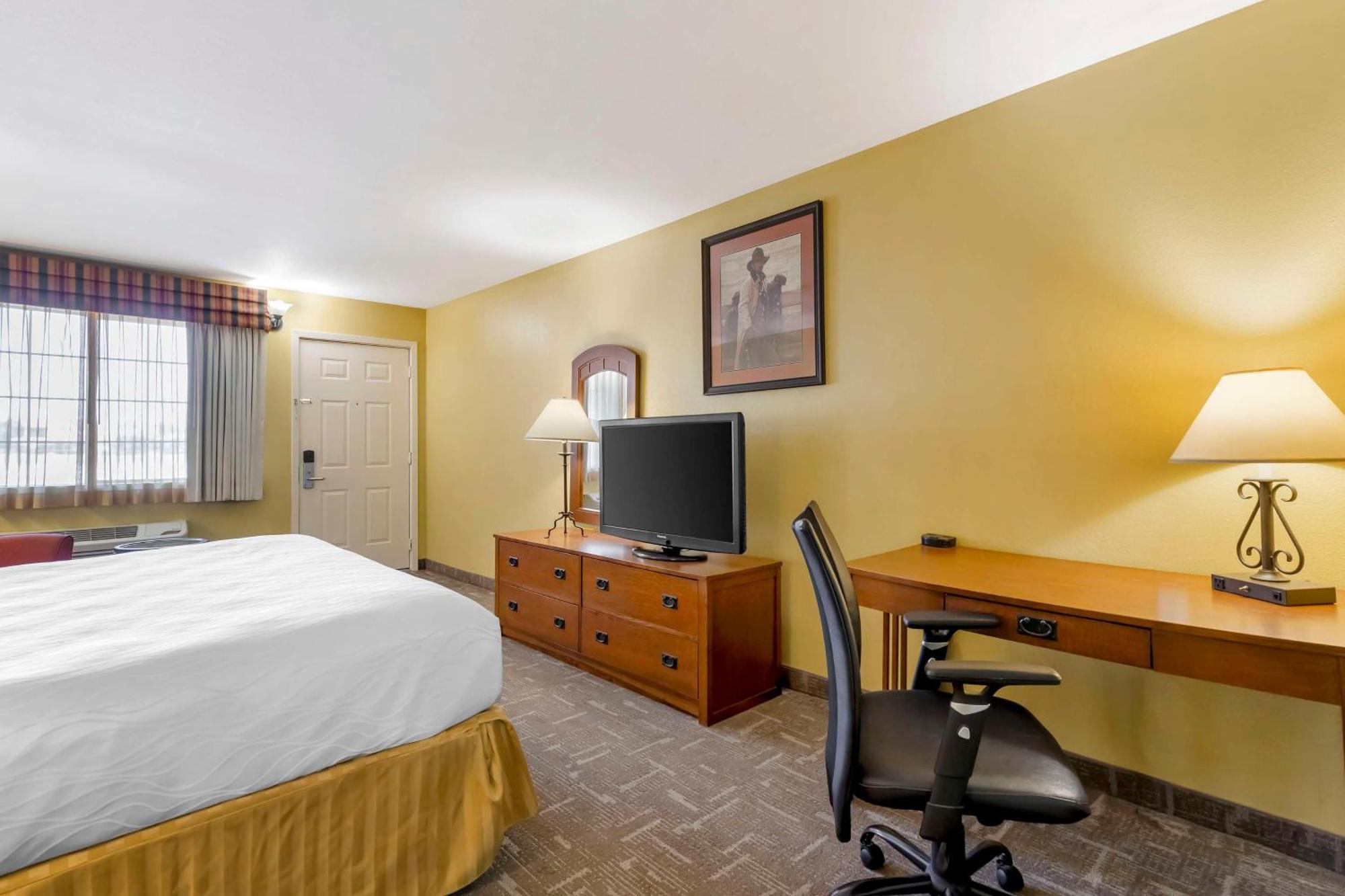 Best Western Executive Inn Hallettsville Екстер'єр фото